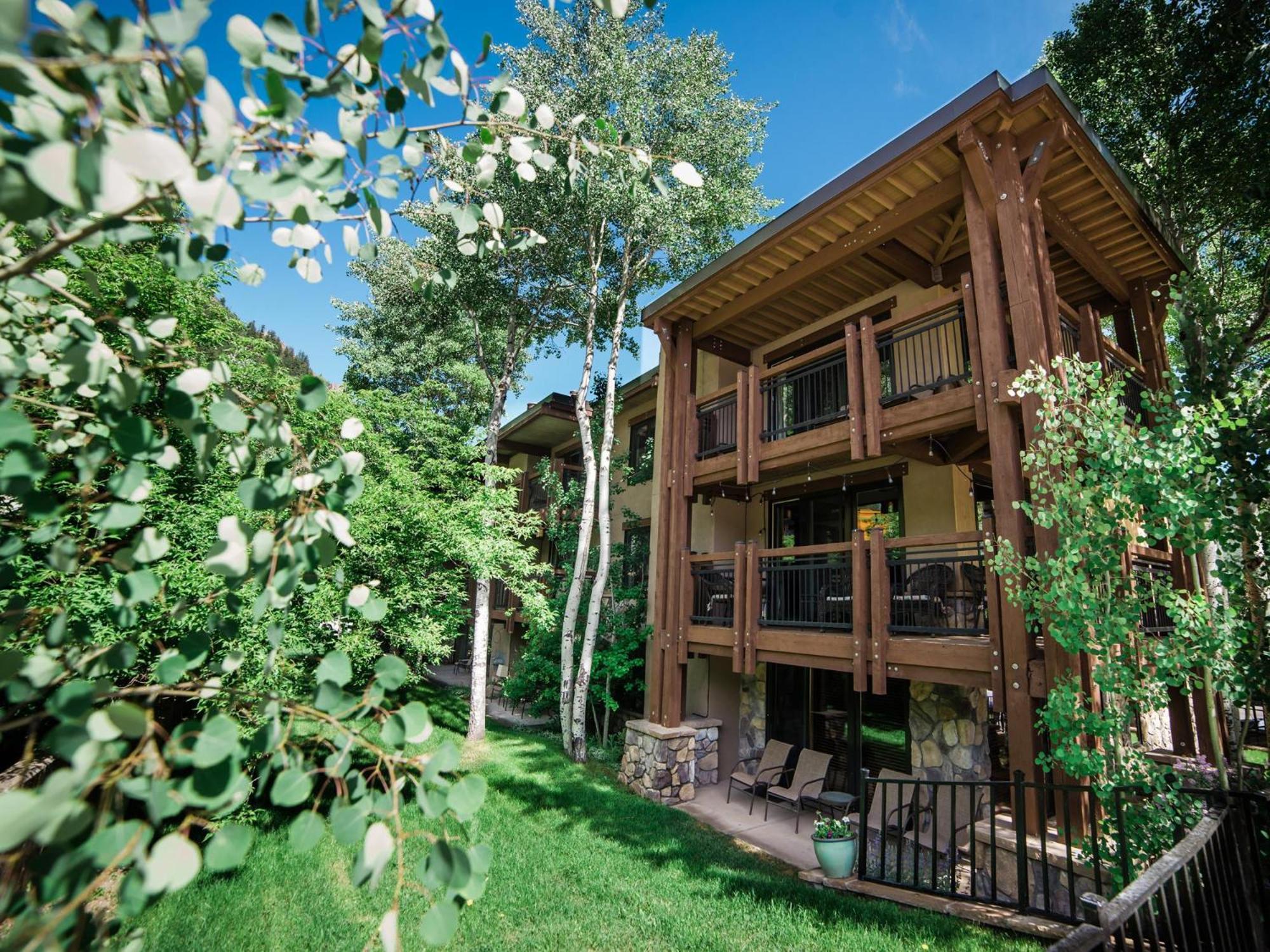 Lift One - Top-Floor One-Bedroom With A View Aspen Exterior photo