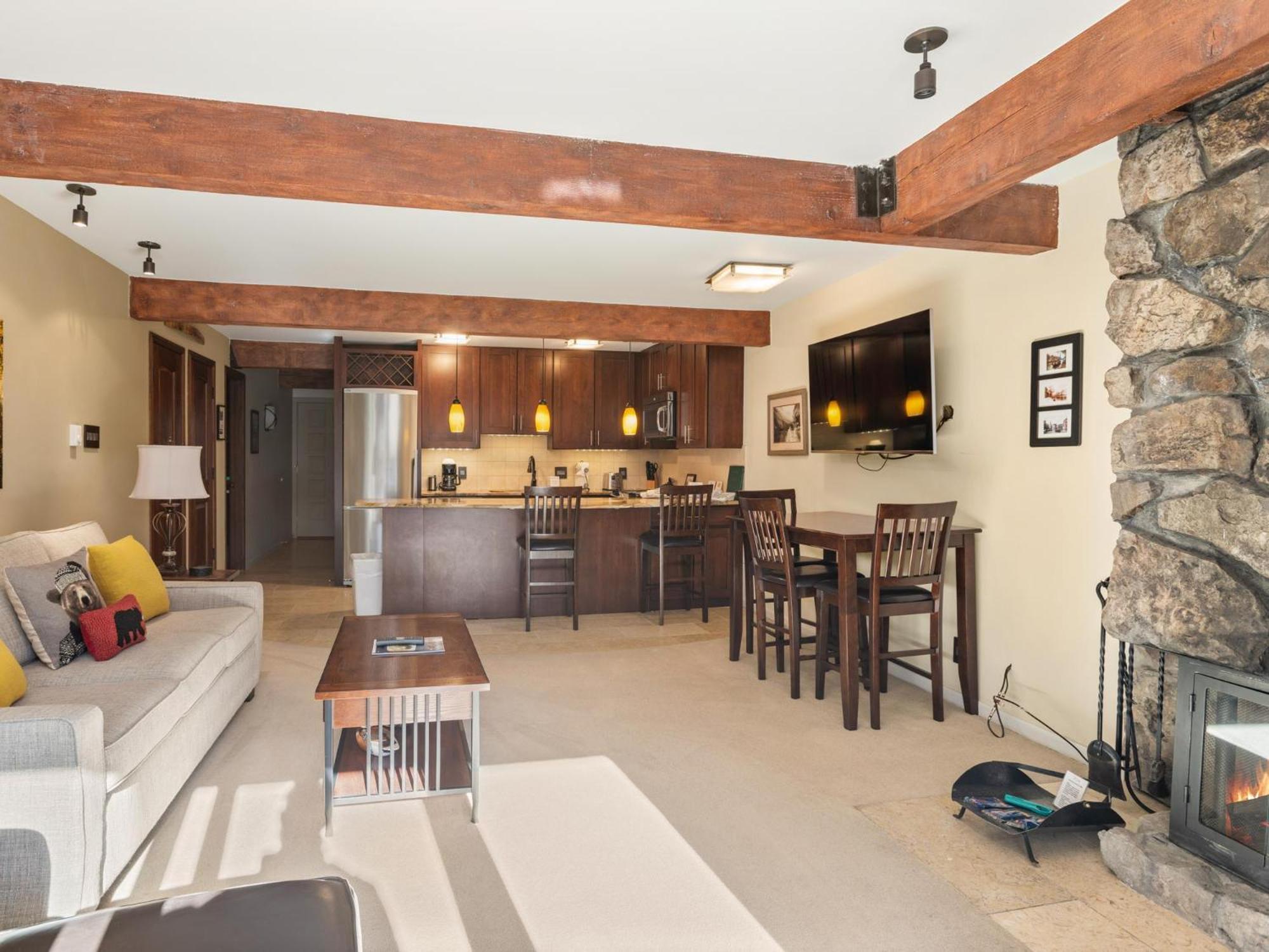 Lift One - Top-Floor One-Bedroom With A View Aspen Exterior photo